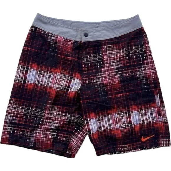 Nike Hydra Void Water Shedding Board Shorts - Picture 1 of 7